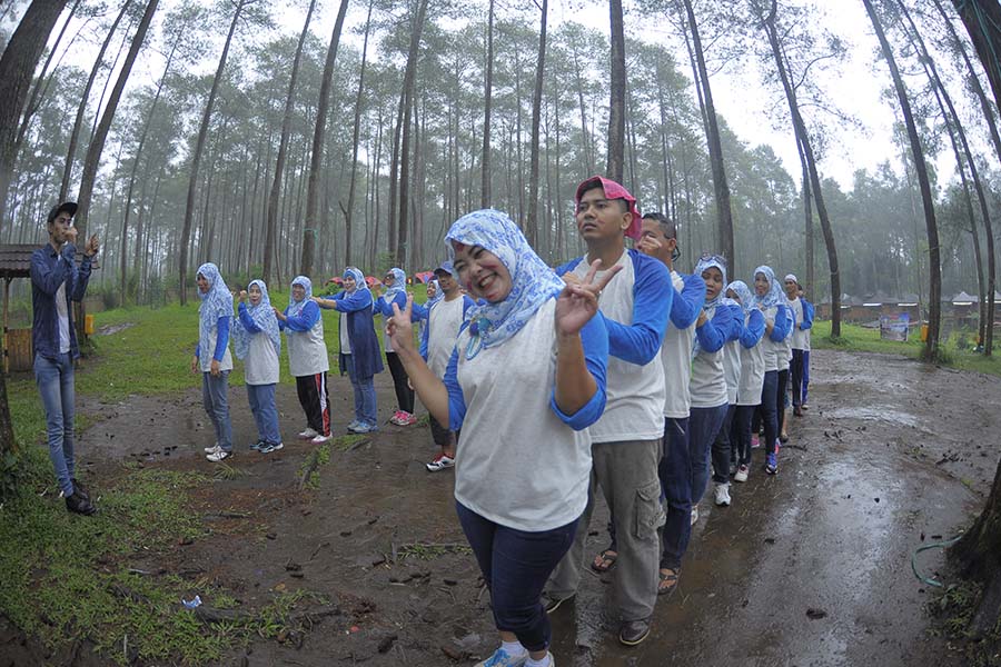 Gathering Outbound Puskesmas Karang Bahagia