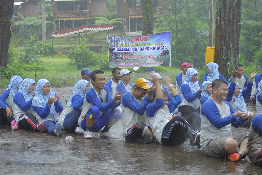 Gathering Outbound Puskesmas Karang Bahagia